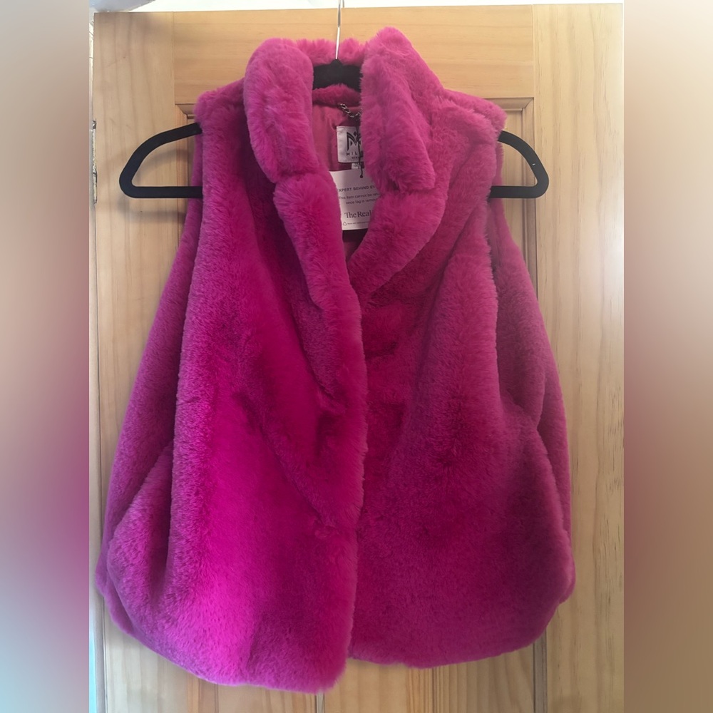 SALE! MILLY Minis hot pink faux fur girl’s vest size 14/women’s small NWOT $225